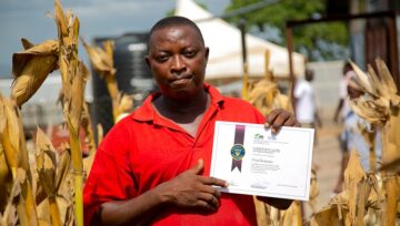 AWARDS OF CERTIFICATE FOR THE TRAINING ASPECT OF THE FARMERS