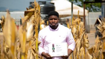 AWARDS OF CERTIFICATE FOR THE TRAINING ASPECT OF THE FARMERS